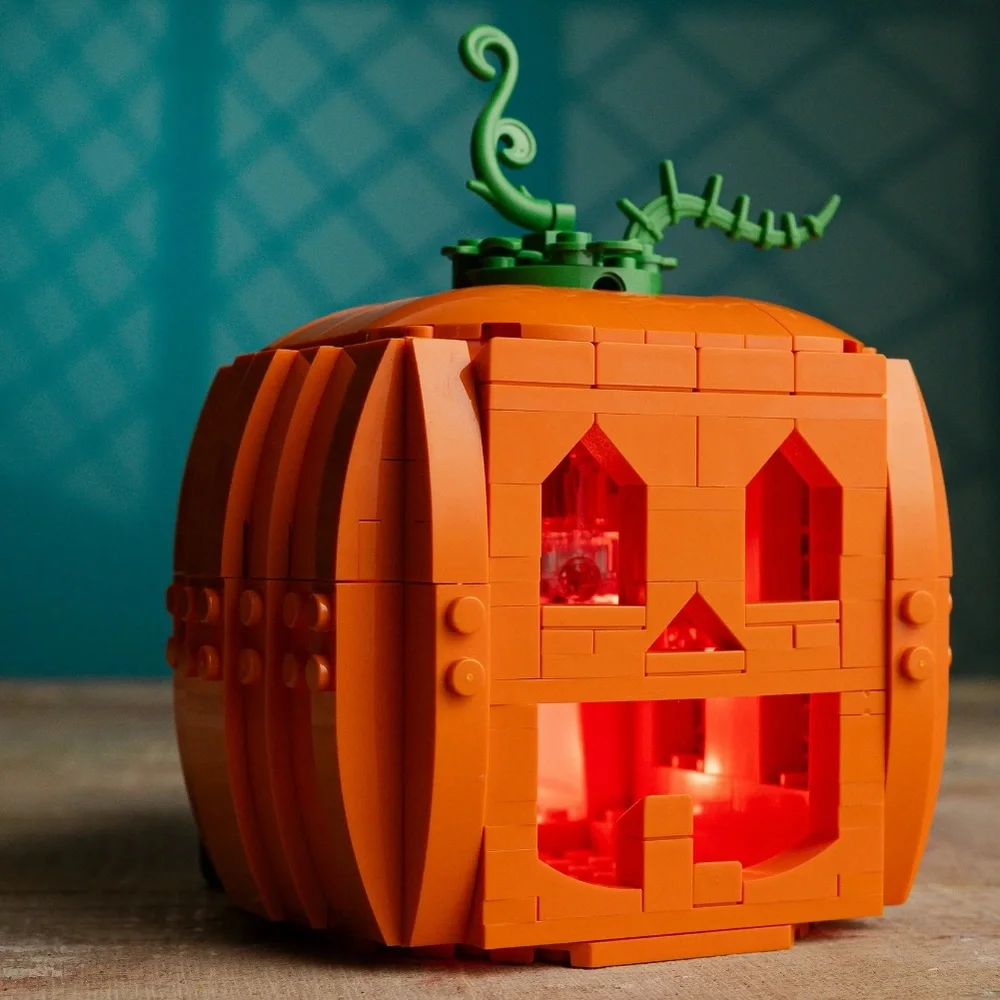 Lego Brick Craft 3 in 1 Pumpkin Light Up - NEW